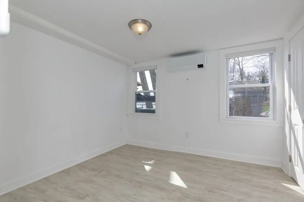 2 Charlie Lane Deerfield NH 03037