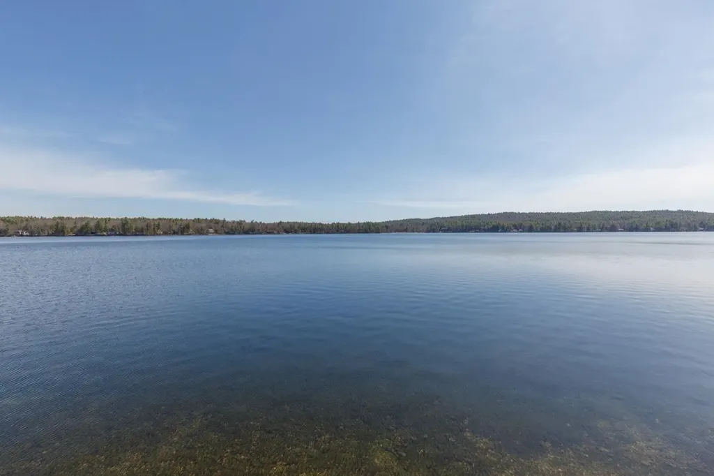 2 Charlie Lane Deerfield NH 03037