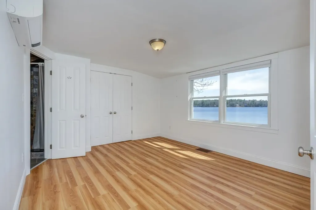 2 Charlie Lane Deerfield NH 03037