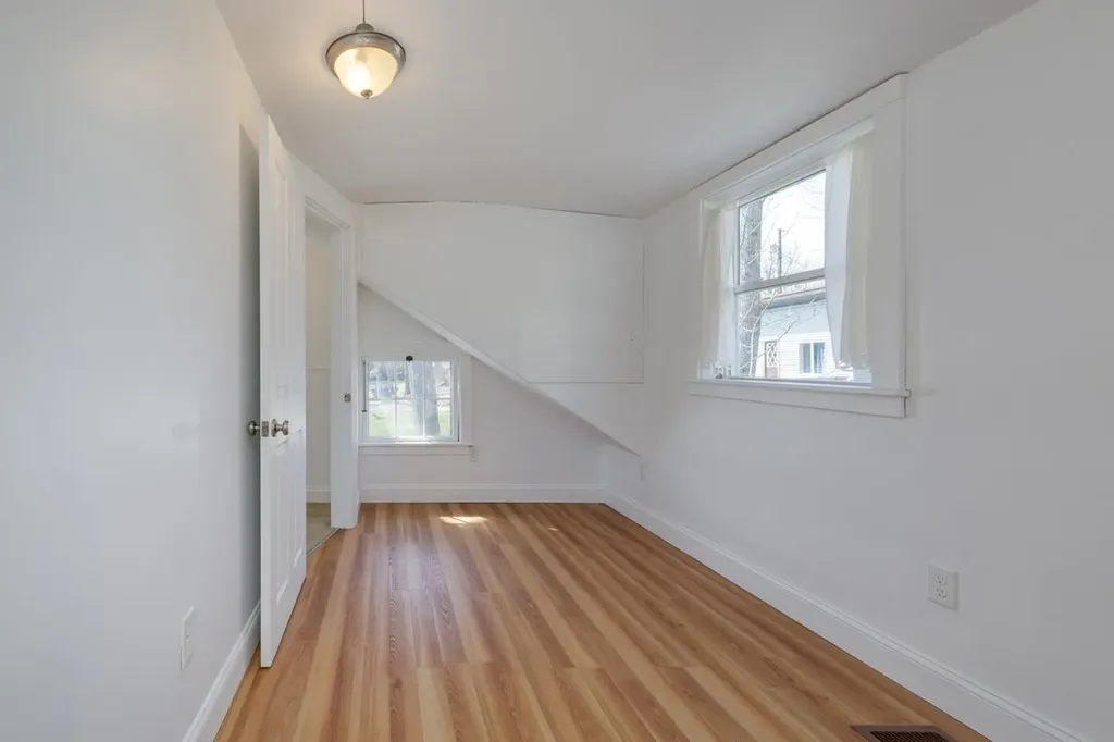 2 Charlie Lane Deerfield NH 03037