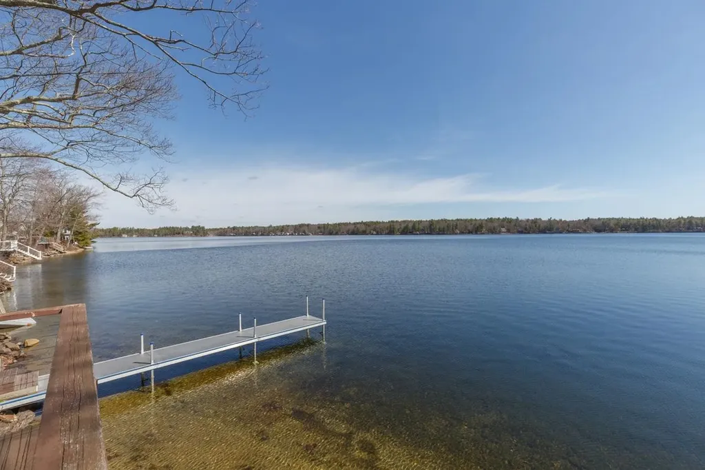 2 Charlie Lane Deerfield NH 03037