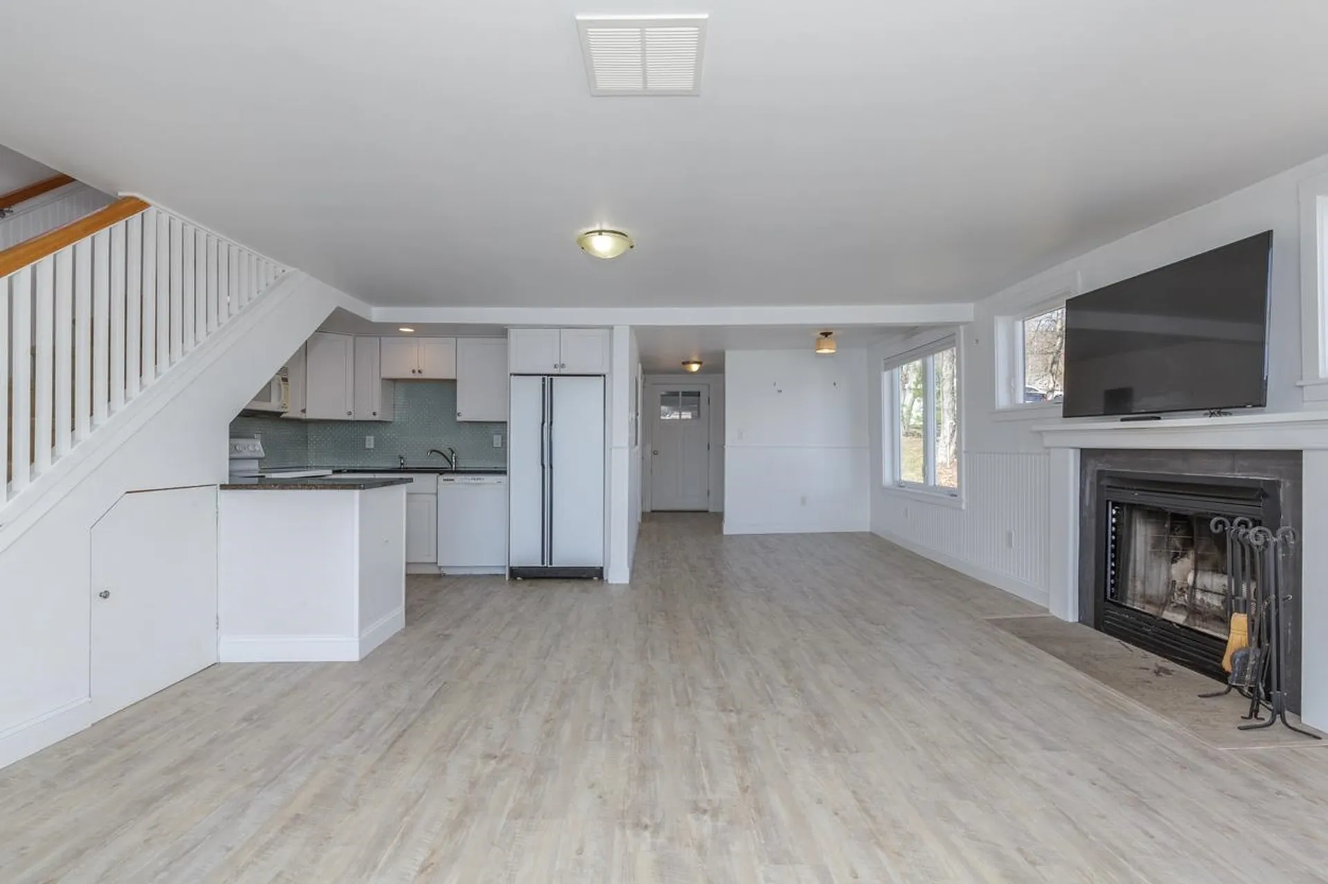 2 Charlie Lane Deerfield NH 03037