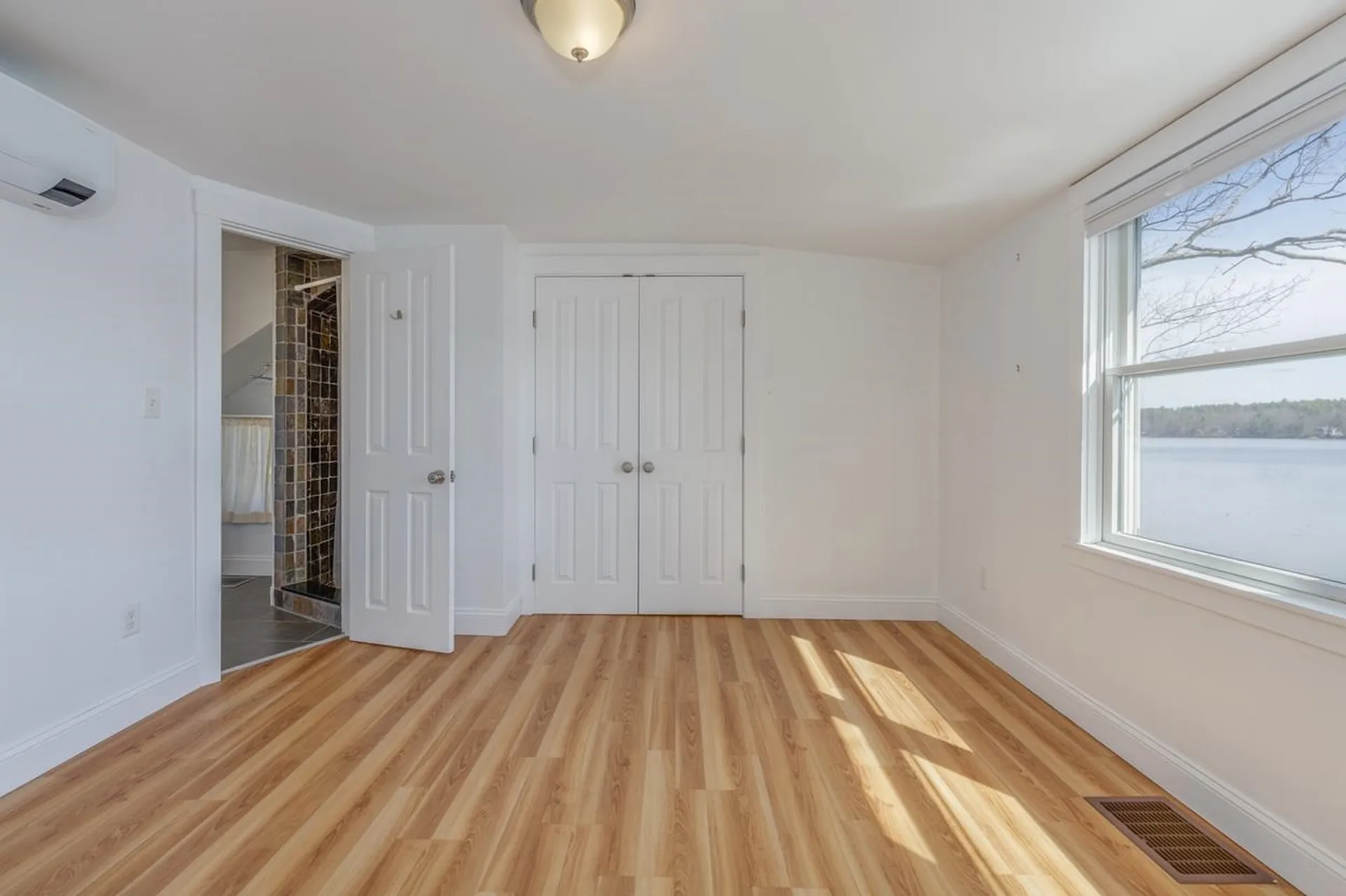 2 Charlie Lane Deerfield NH 03037