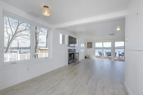 2 Charlie Lane Deerfield NH 03037