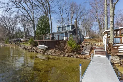 2 Charlie Lane Deerfield NH 03037