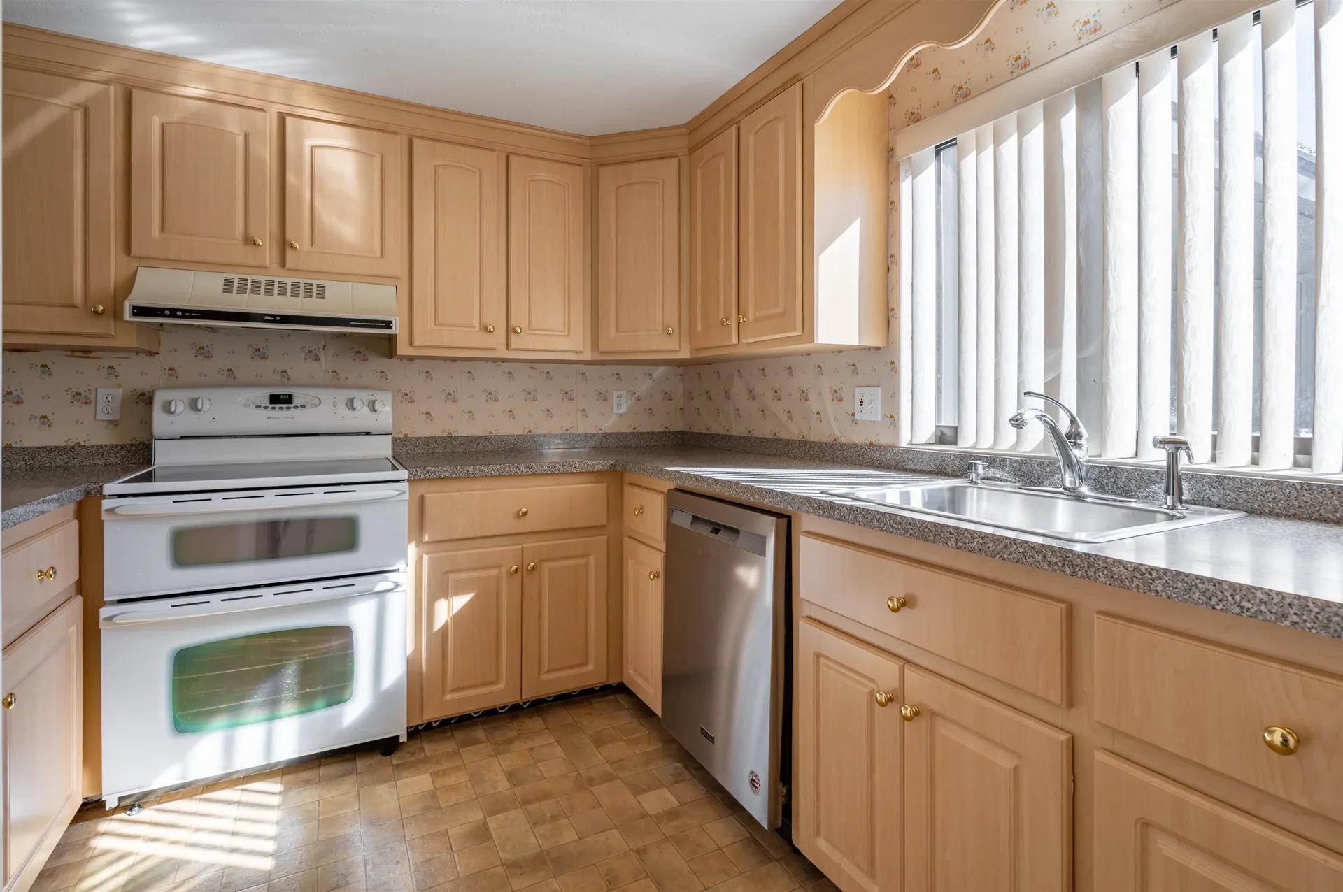 3 Essex Green Drive Merrimack NH 03054
