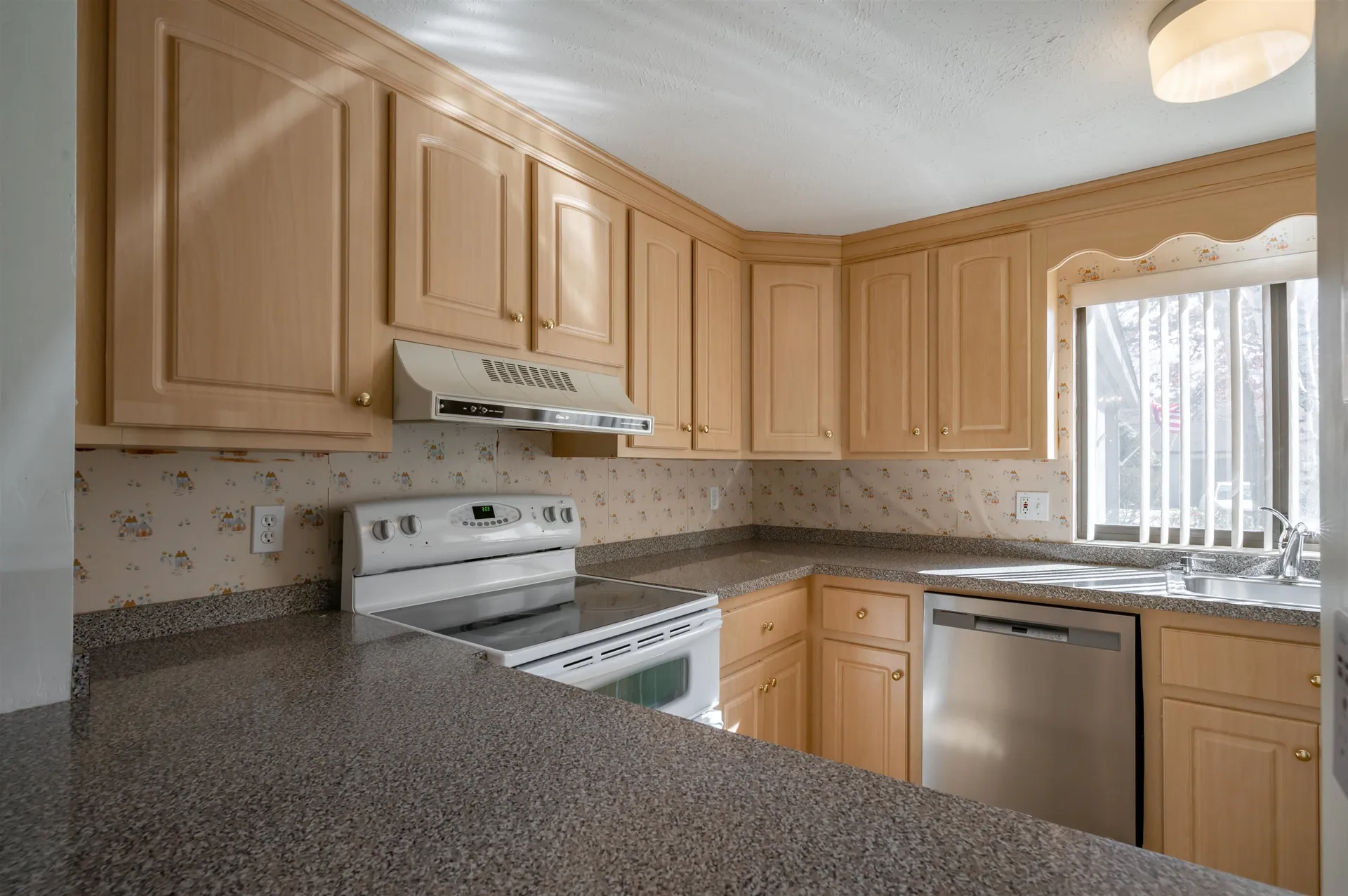 3 Essex Green Drive Merrimack NH 03054