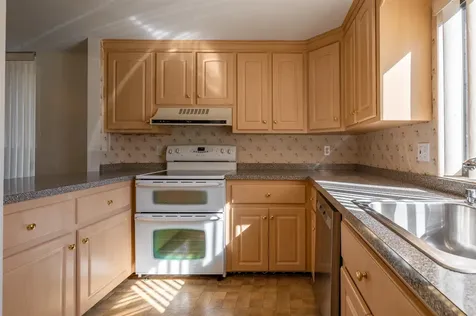 3 Essex Green Drive Merrimack NH 03054