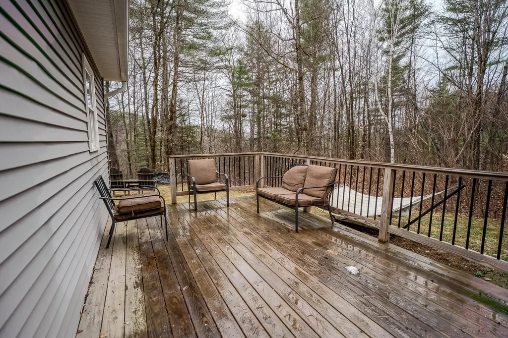 381 Lackey Hill Road St. Johnsbury VT 05819