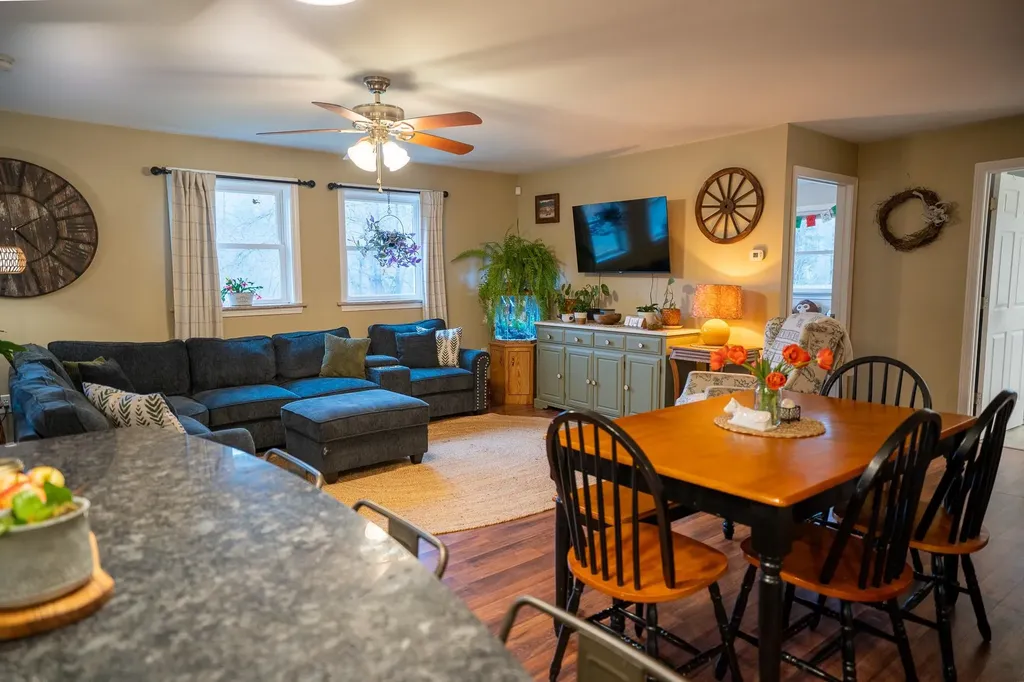 381 Lackey Hill Road St. Johnsbury VT 05819