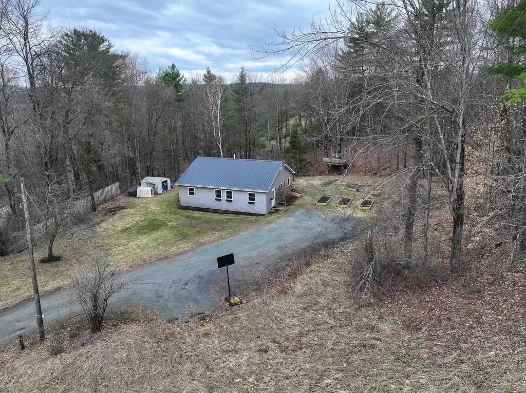 381 Lackey Hill Road St. Johnsbury VT 05819
