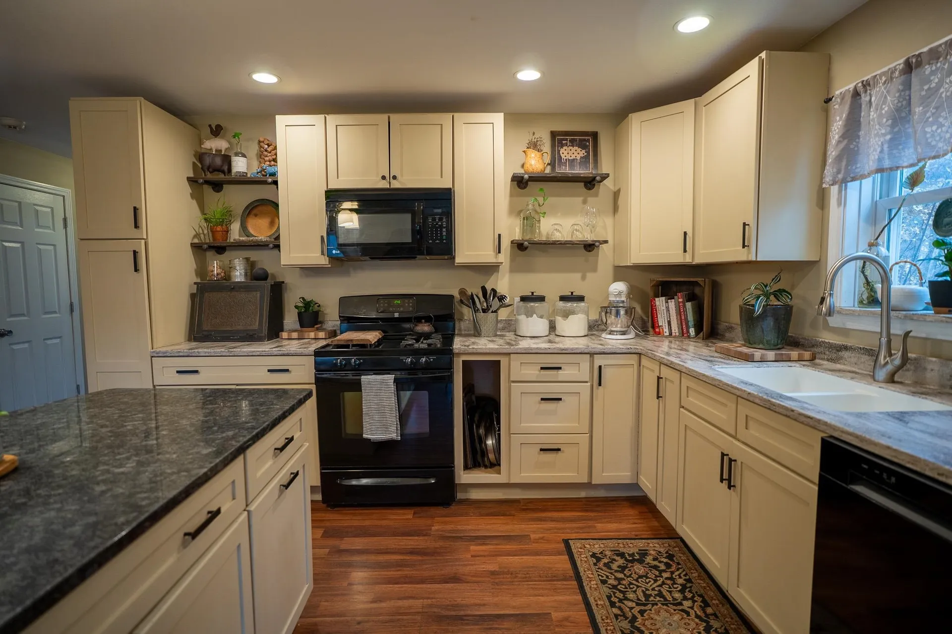 381 Lackey Hill Road St. Johnsbury VT 05819