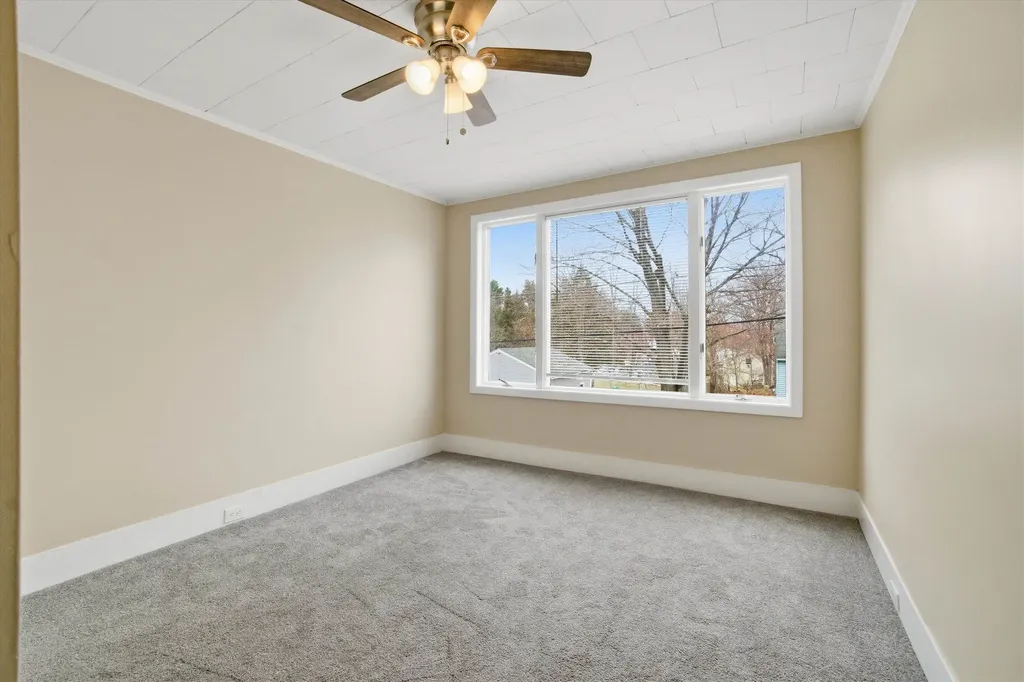 41 Dewey Street Manchester NH 03103