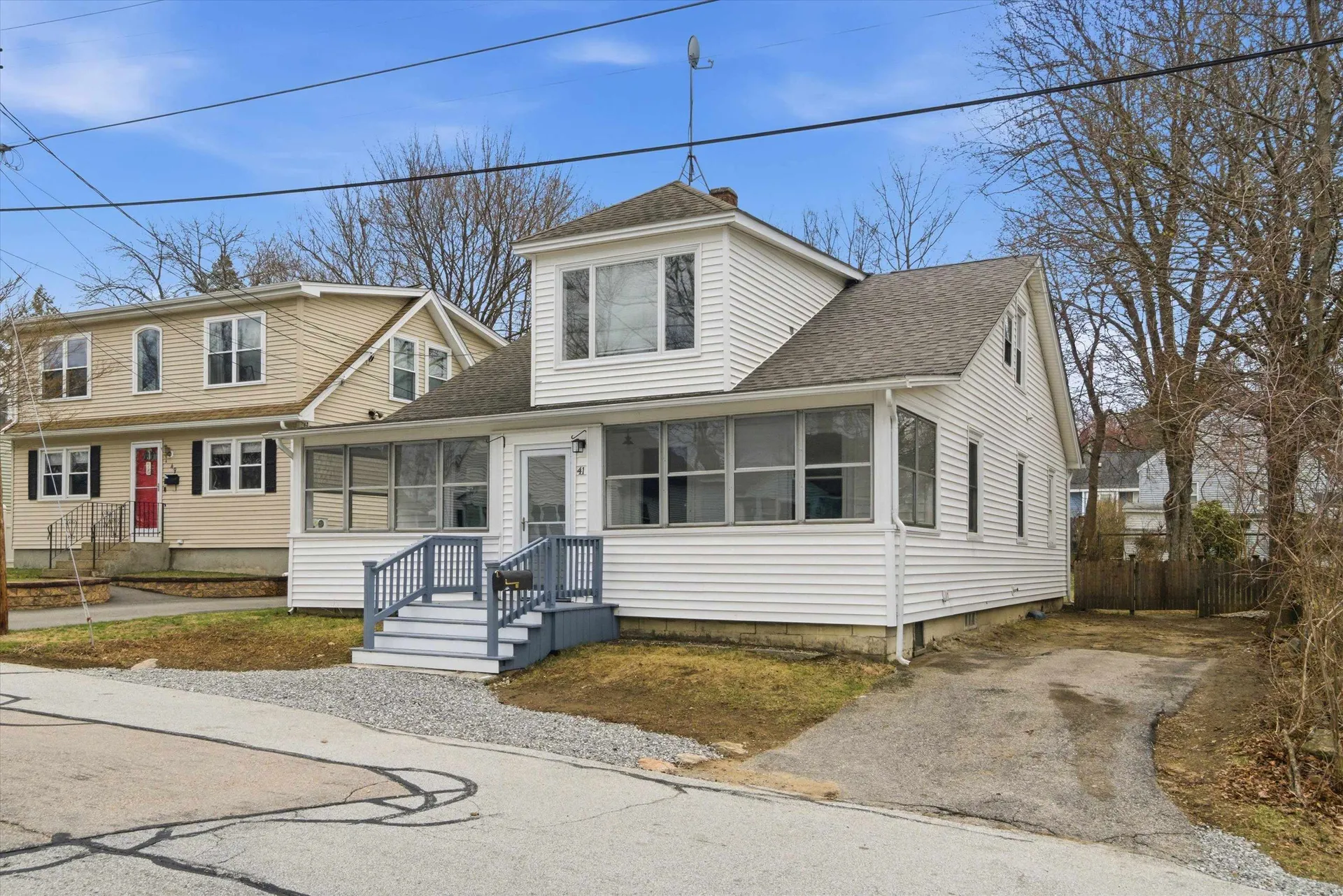 41 Dewey Street Manchester NH 03103