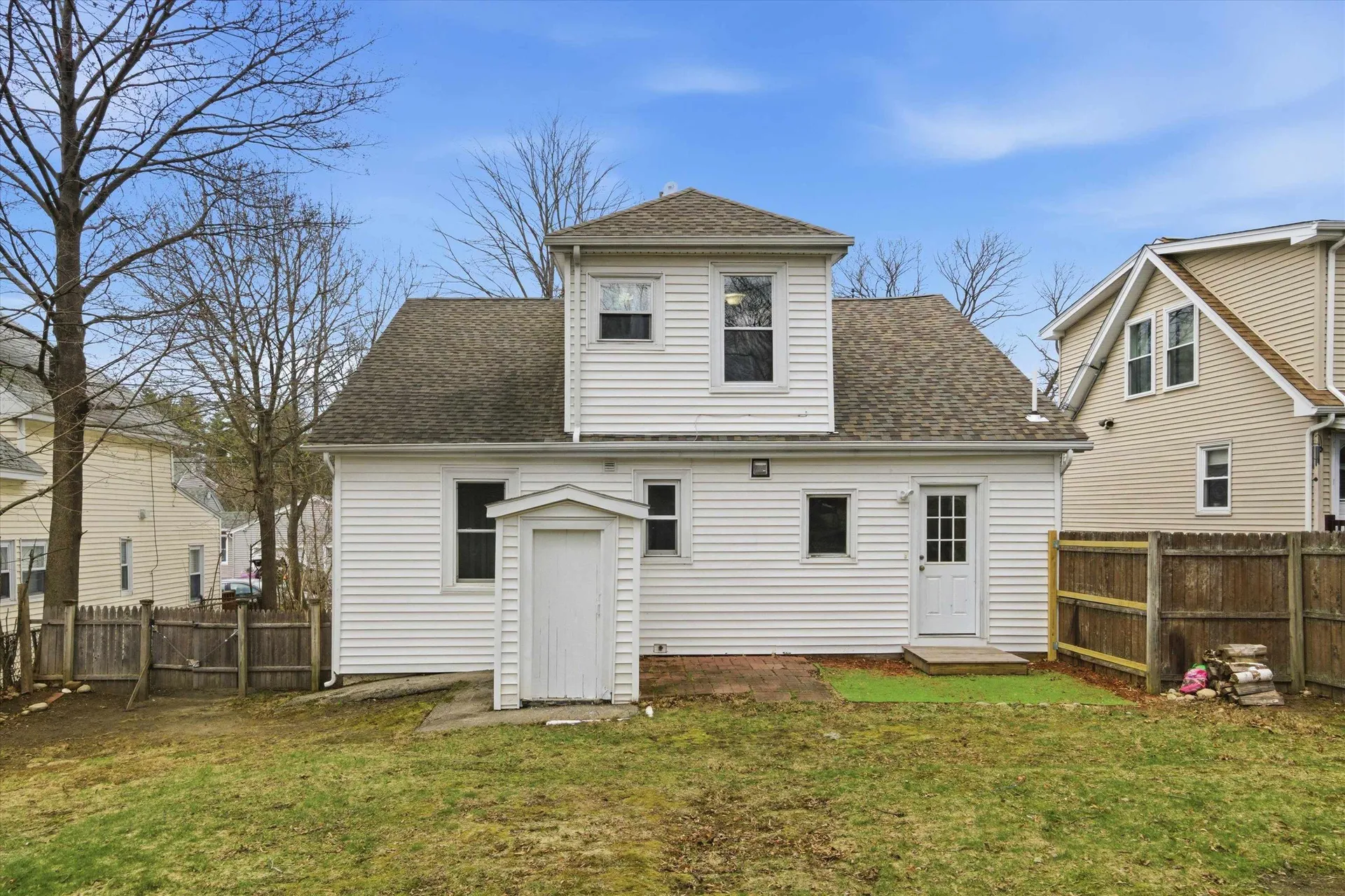 41 Dewey Street Manchester NH 03103