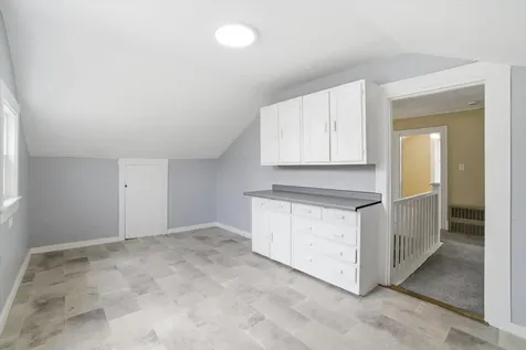 41 Dewey Street Manchester NH 03103