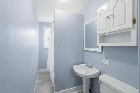 41 Dewey Street Manchester NH 03103