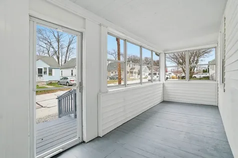 41 Dewey Street Manchester NH 03103