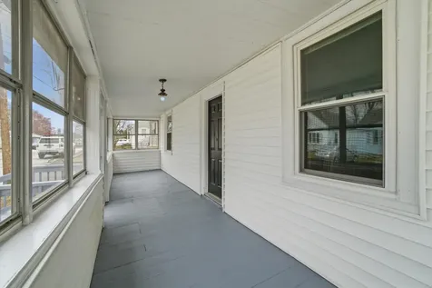 41 Dewey Street Manchester NH 03103