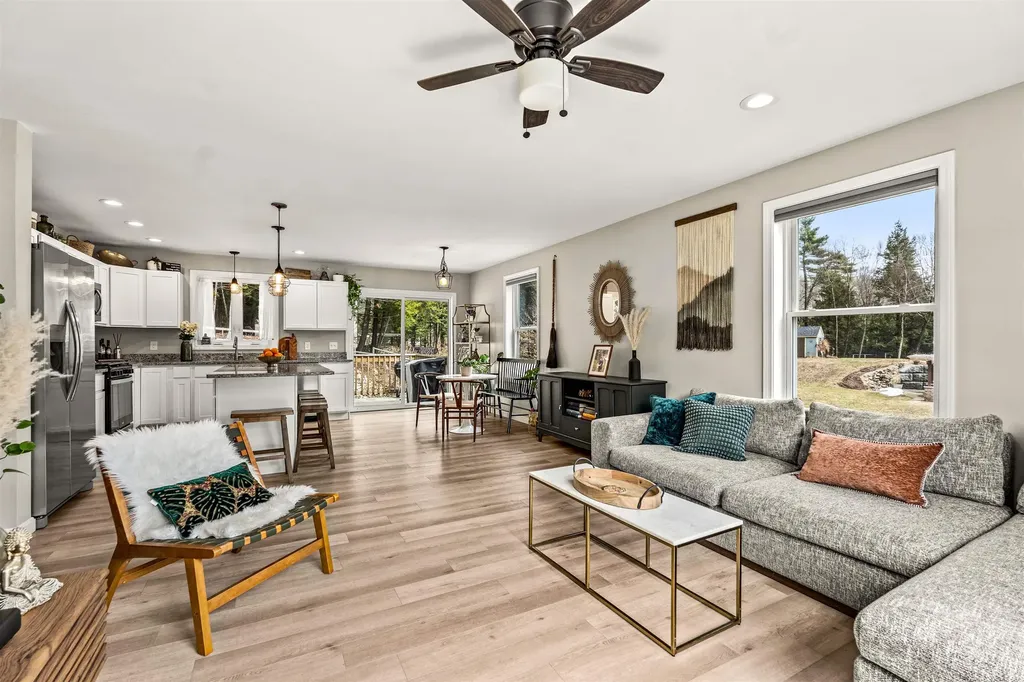 38 Peacham Road Barnstead NH 03225