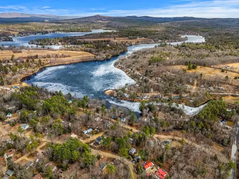 38 Peacham Road Barnstead NH 03225