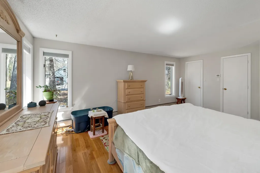 50 James Farm Road Lee NH 03861