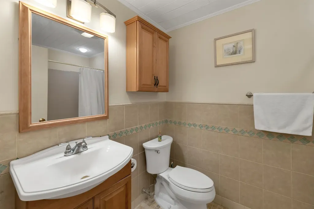 50 James Farm Road Lee NH 03861