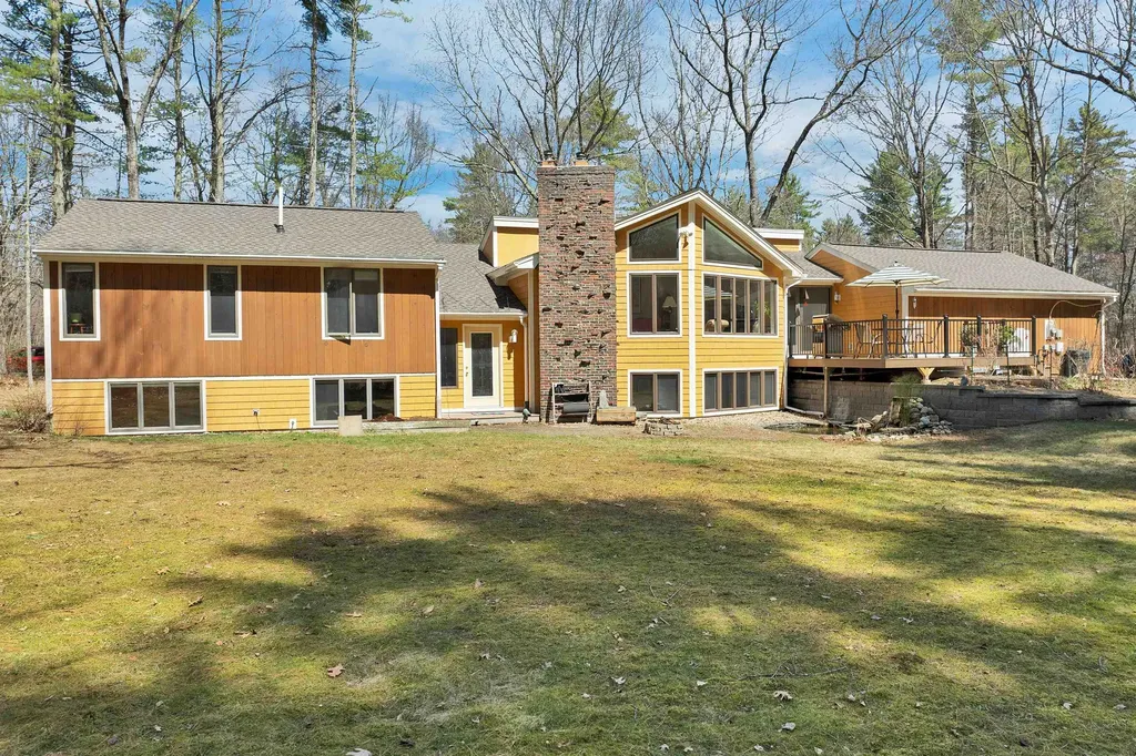 50 James Farm Road Lee NH 03861
