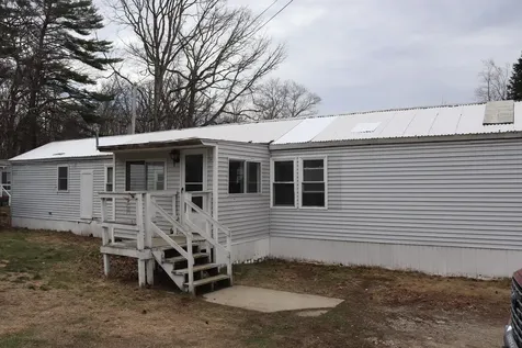 18 Woodlawn Drive Allenstown NH 03275