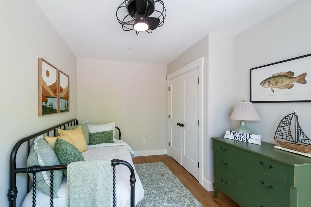 60 White Oaks Road Laconia NH 03246