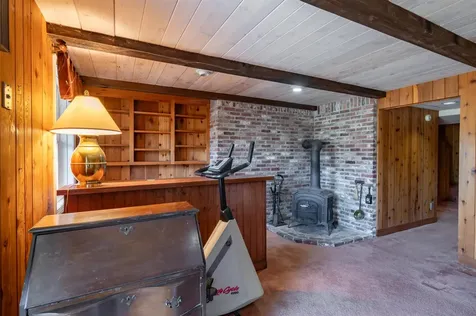 8 Veterans Road Amherst NH 03031