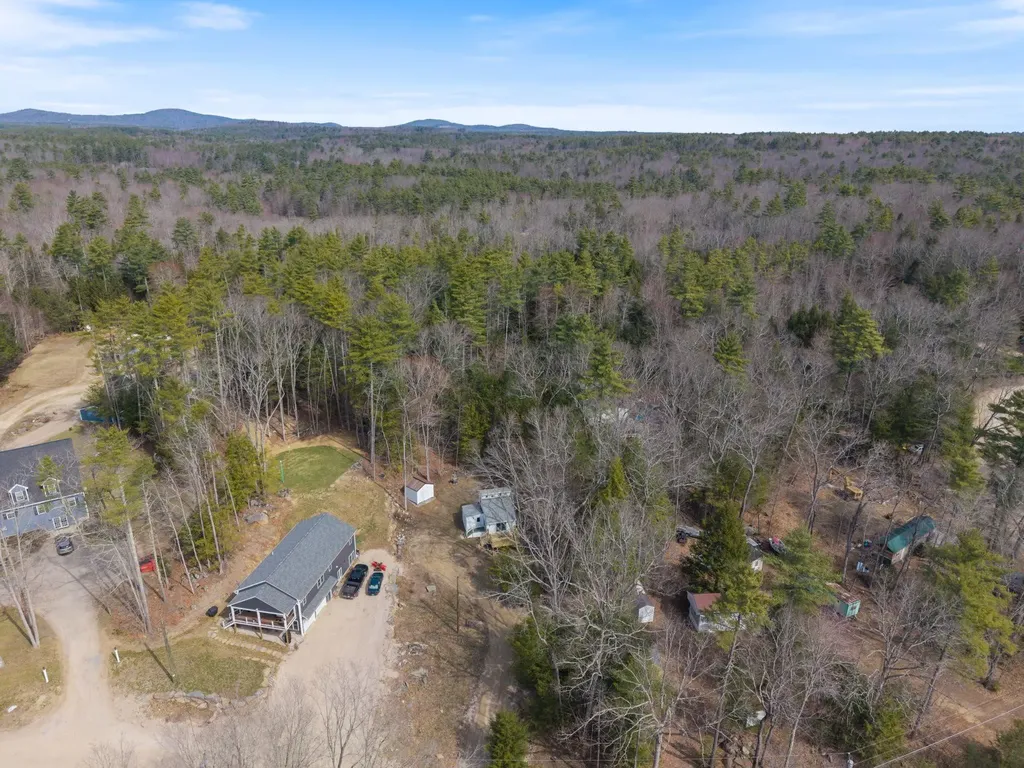 322 Long Shores Drive Barrington NH 03825