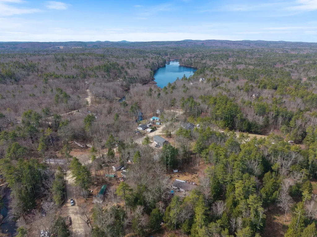 322 Long Shores Drive Barrington NH 03825