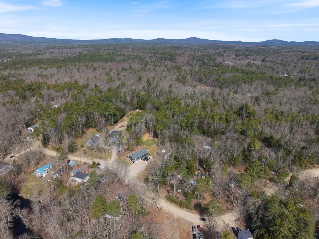 322 Long Shores Drive Barrington NH 03825