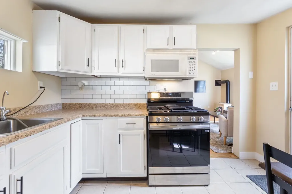 322 Long Shores Drive Barrington NH 03825