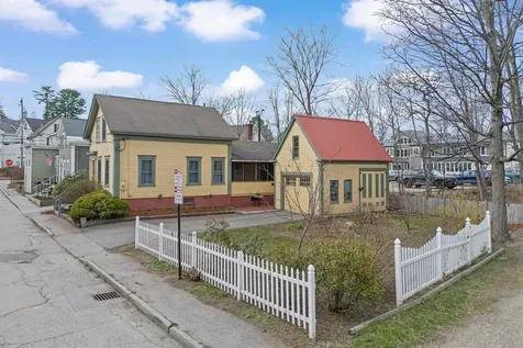 6 Lincoln Street Concord NH 03301