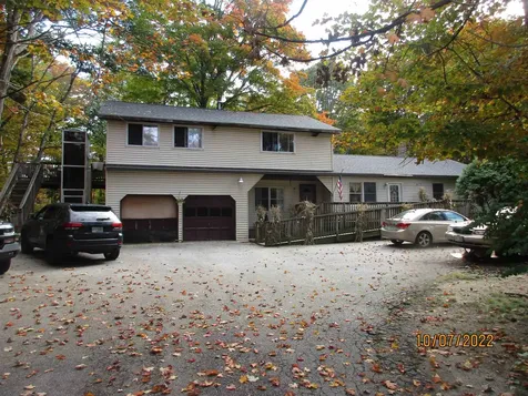 174 Pattee Hill Road Goffstown NH 03045
