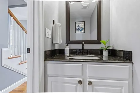 17 Lupine Lane Rochester NH 03868