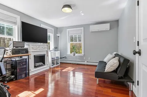 17 Lupine Lane Rochester NH 03868
