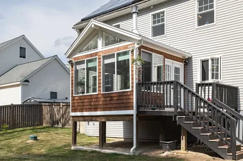 17 Lupine Lane Rochester NH 03868