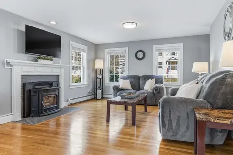 17 Lupine Lane Rochester NH 03868