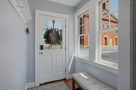 132 Chapel Street Portsmouth NH 03801