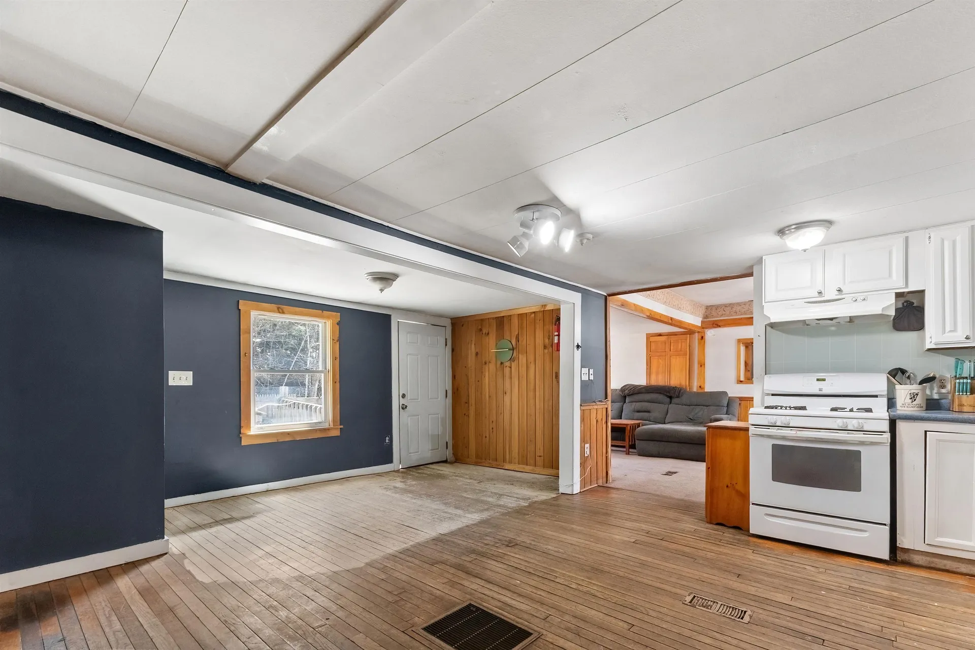 68 Colburn Farm Road Newbury NH 03255