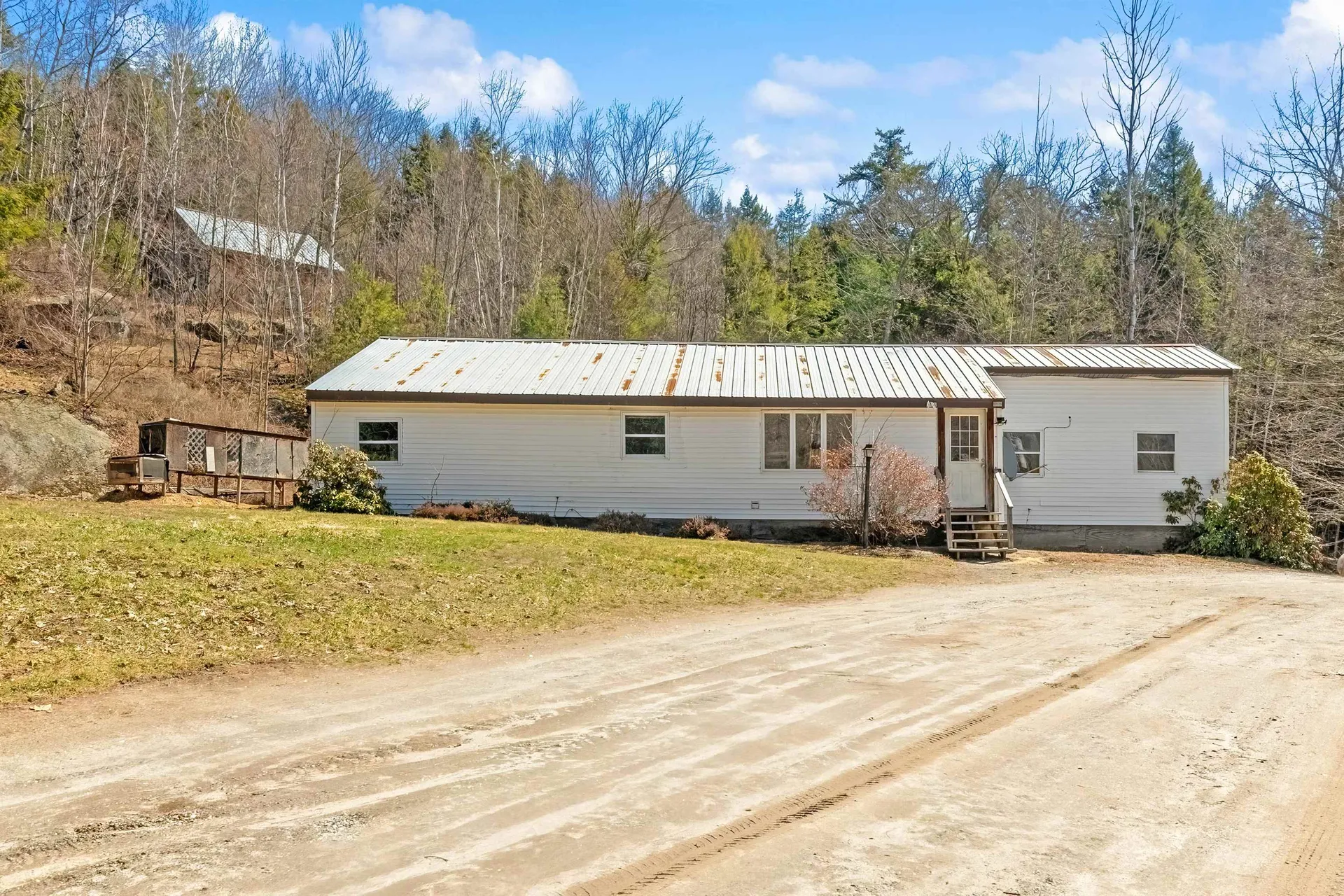68 Colburn Farm Road Newbury NH 03255