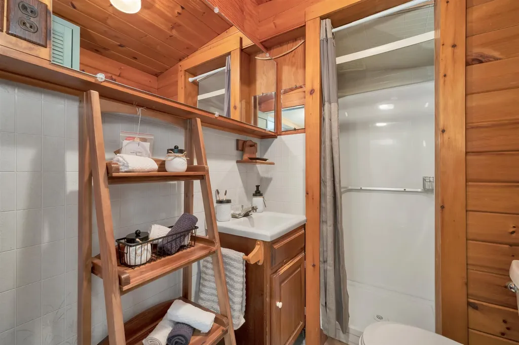 20 Boat Cove Road Alton NH 03810