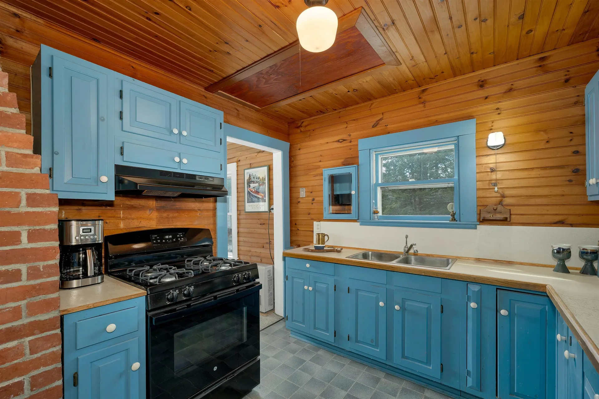 20 Boat Cove Road Alton NH 03810
