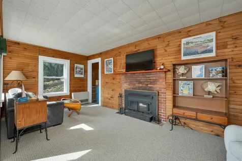 20 Boat Cove Road Alton NH 03810