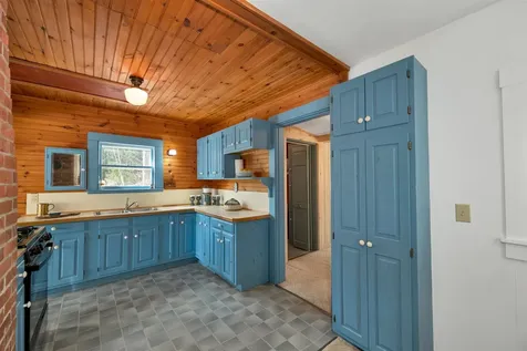 20 Boat Cove Road Alton NH 03810