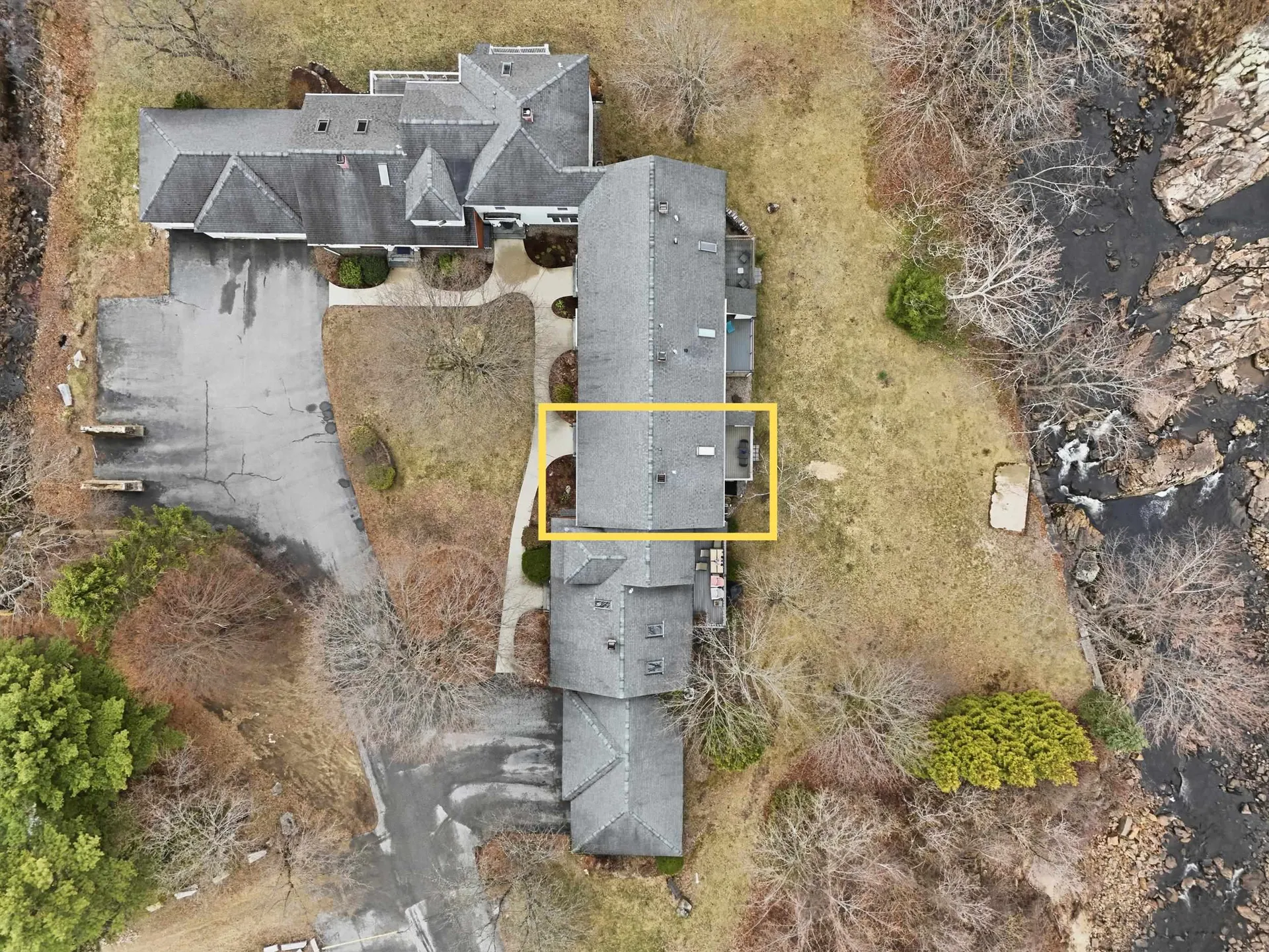 4 Mill Falls Road Pembroke NH 03275