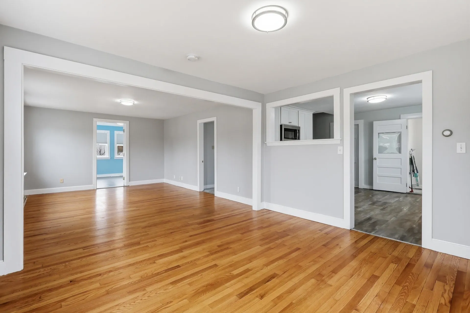 60 Pine Hill Road Nashua NH 03063